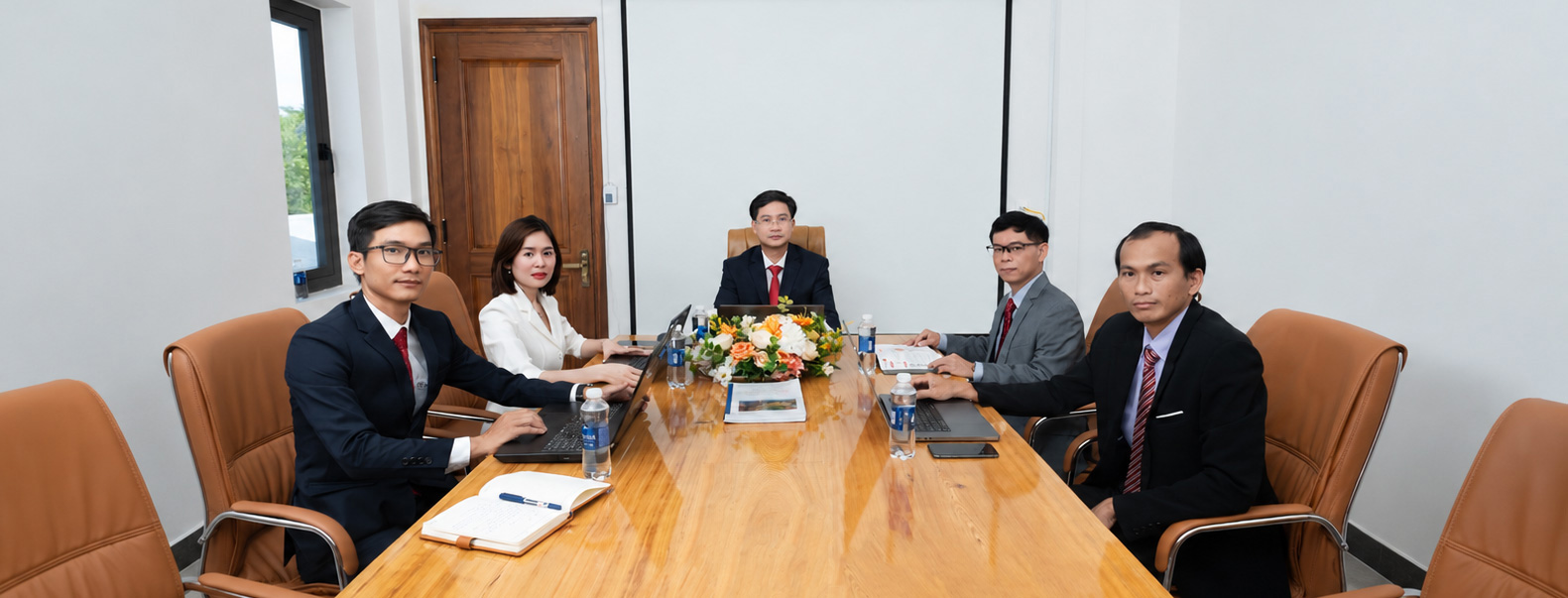 cơ cấu tổ chức